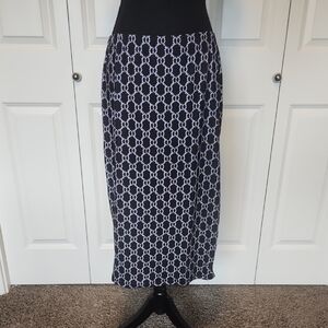 SHEIN Black Maxi Skirt with White Chain-Link Print